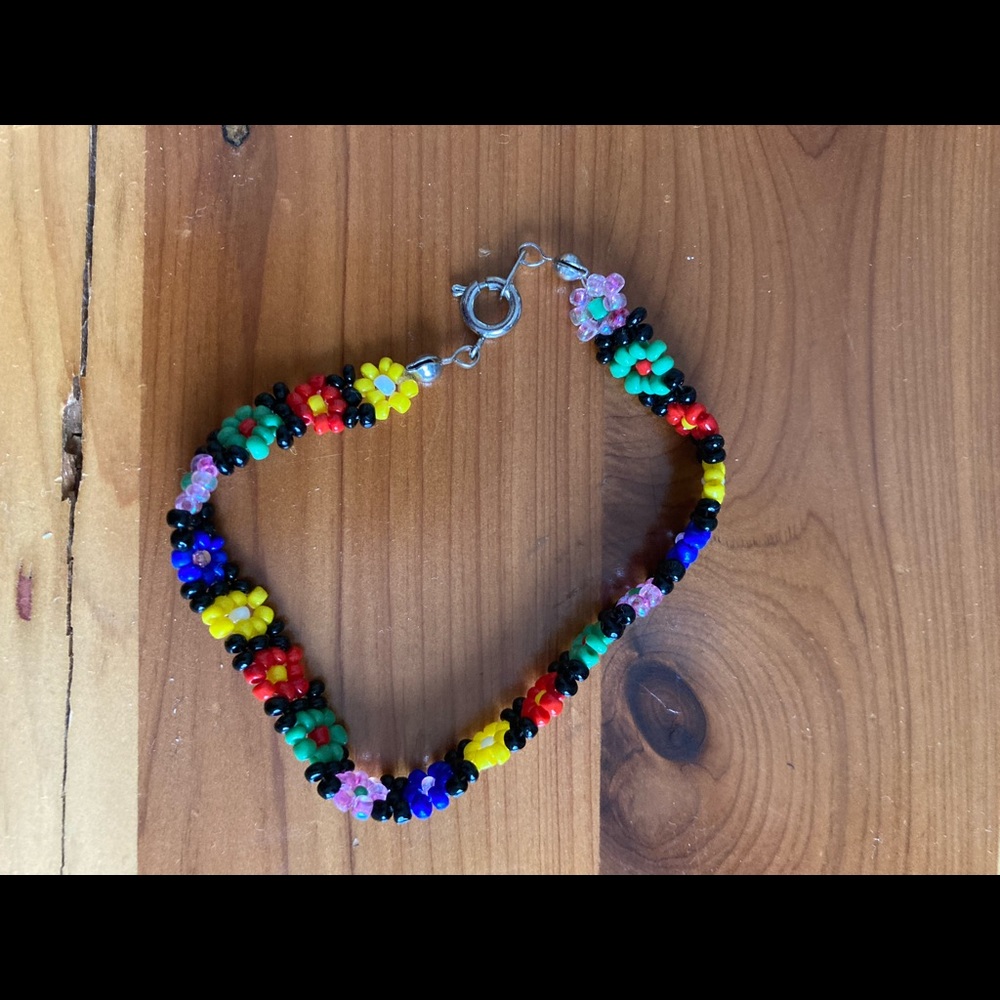 Flower bracelet for smaller women’s wrist